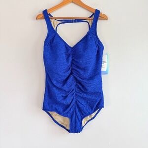 Penbrooke Krinkle One Piece Swimsuit 20W‎ Beach Tummy Control